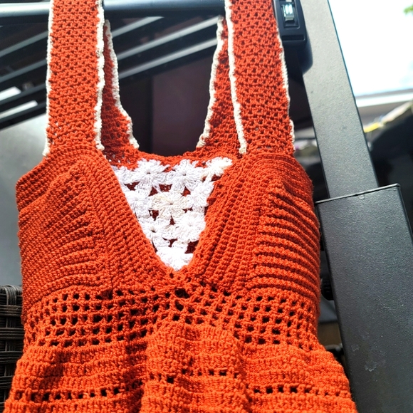 Crop top crochet strech  / Size S /M.  I DO NOT ACCEPT RETURNS - Picture 5 of 6